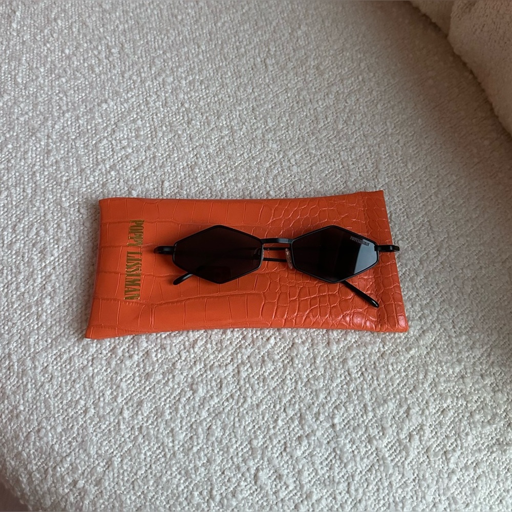 poppy lissiman sunnies